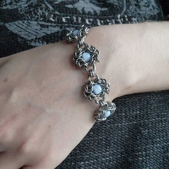 Gothic light blue pearls and silver romanov bracelet - Picture 4 of 11
